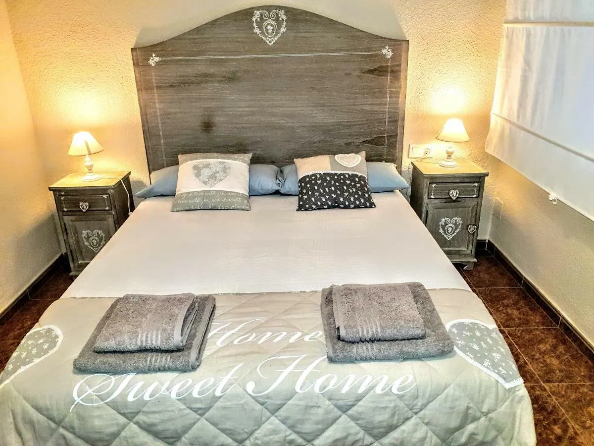 Apartamento En La Entrada Del Barrio Antiguo Cordoba 0*,